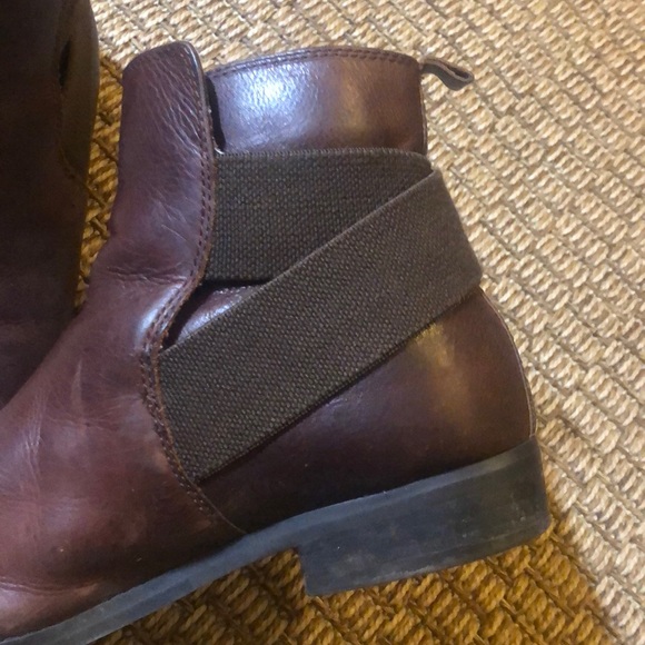 Lauren Ralph Lauren brown leather ankle booties - Picture 3 of 7